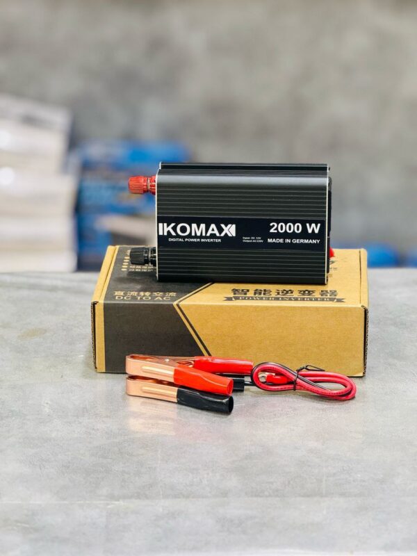 مبدل برق(اینورتر)12ولت به220 شهری 2000وات کوماکس مدل220v